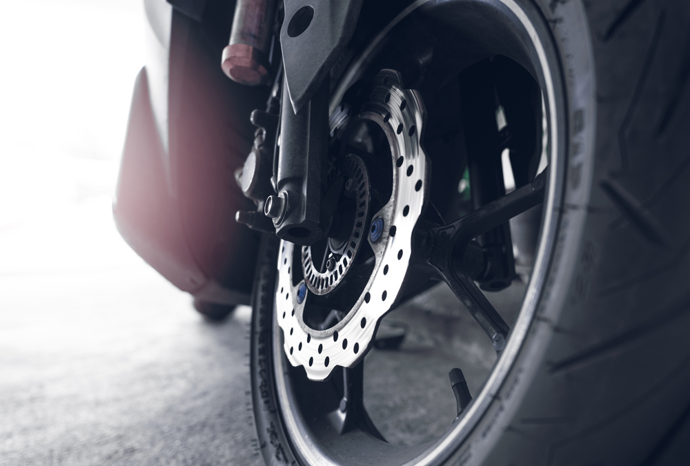 gommista-moto-scooter-officina-rideup