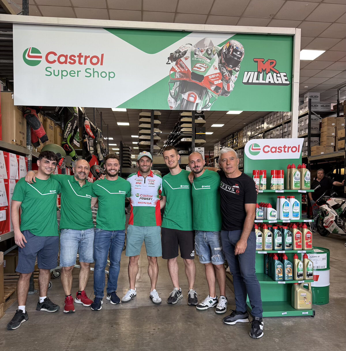 tmr-village-castrol-rideup-1