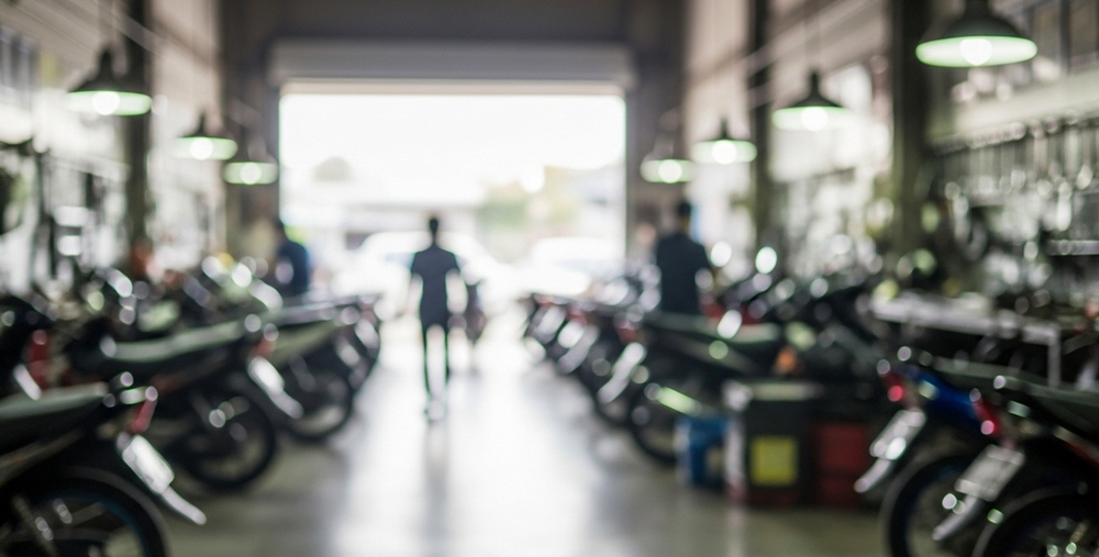 installazione-accessori-moto-officina