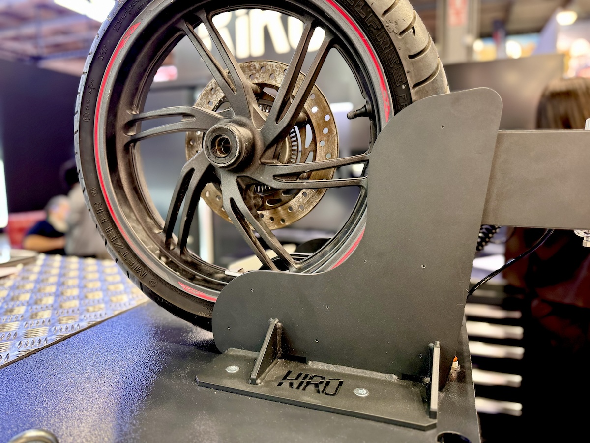 KIRO-progettazione-officine-moto-rideup